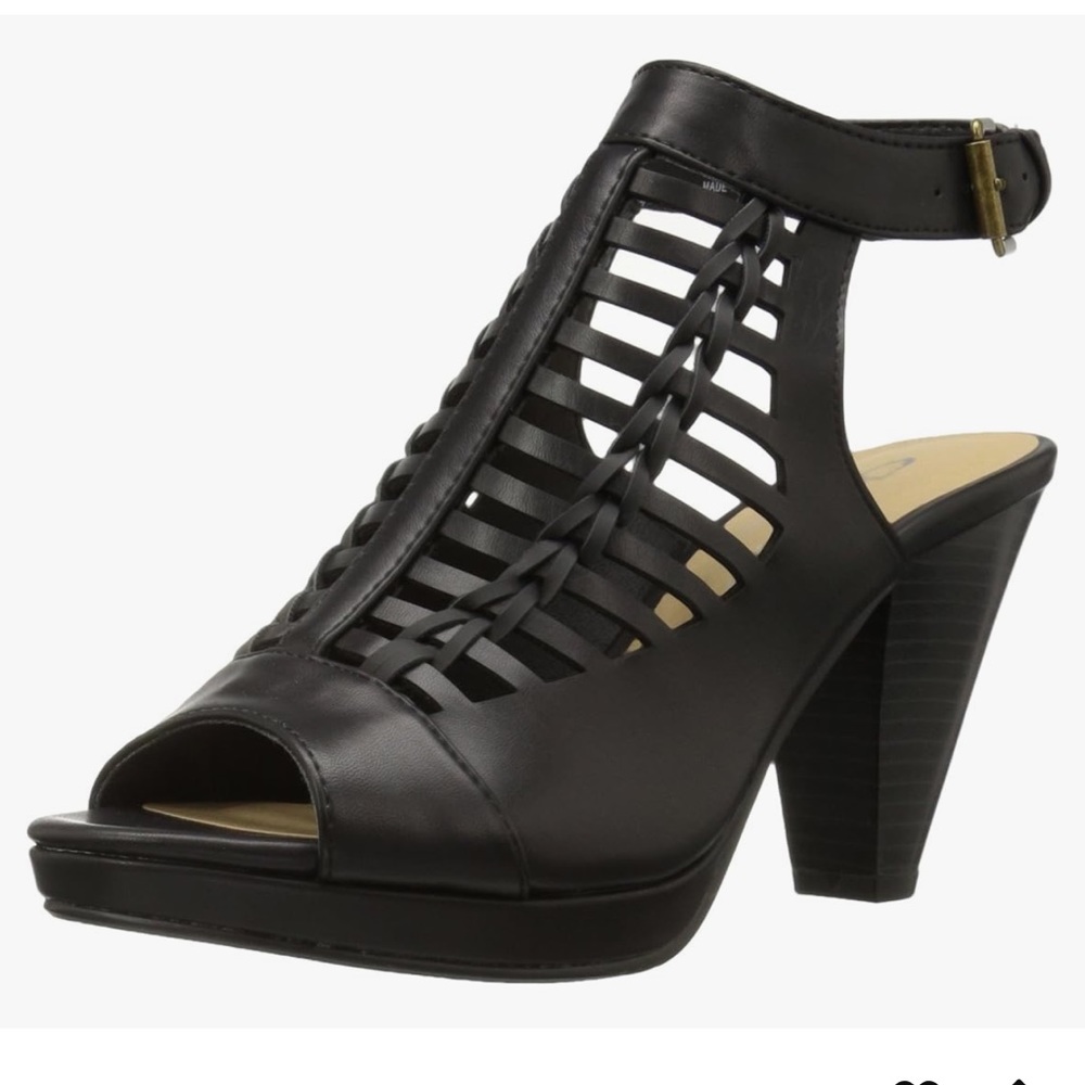 NEW in box. Chinese Laundry Black Waves heels. Size 8.5